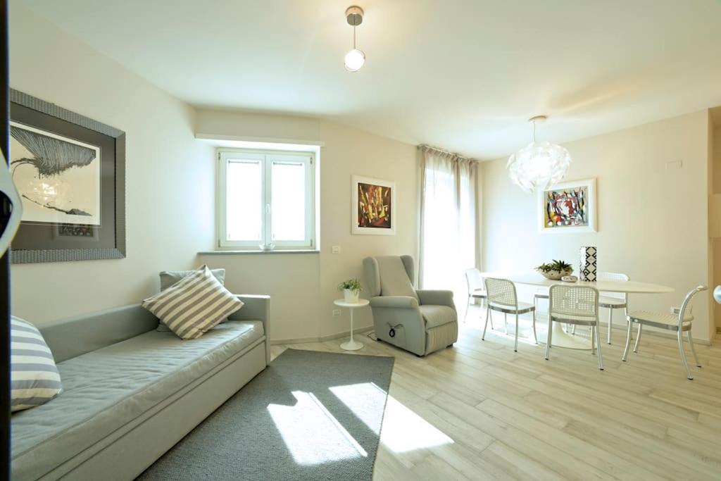 Luxury Apartament Con Garage Vista Mare Alassio Per 6 Persone Ngoại thất bức ảnh