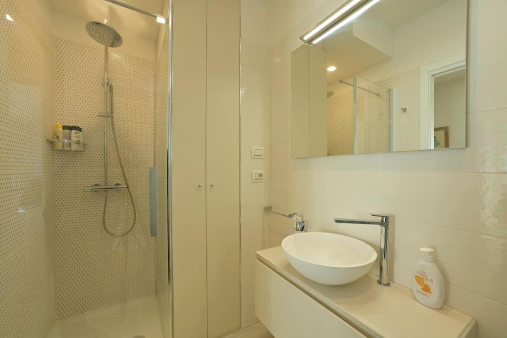Luxury Apartament Con Garage Vista Mare Alassio Per 6 Persone Ngoại thất bức ảnh