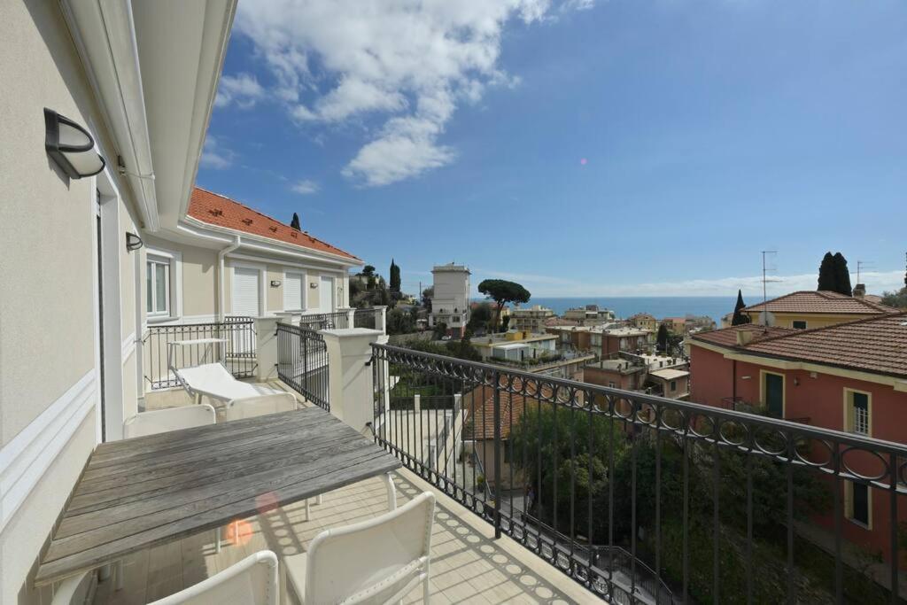 Luxury Apartament Con Garage Vista Mare Alassio Per 6 Persone Ngoại thất bức ảnh