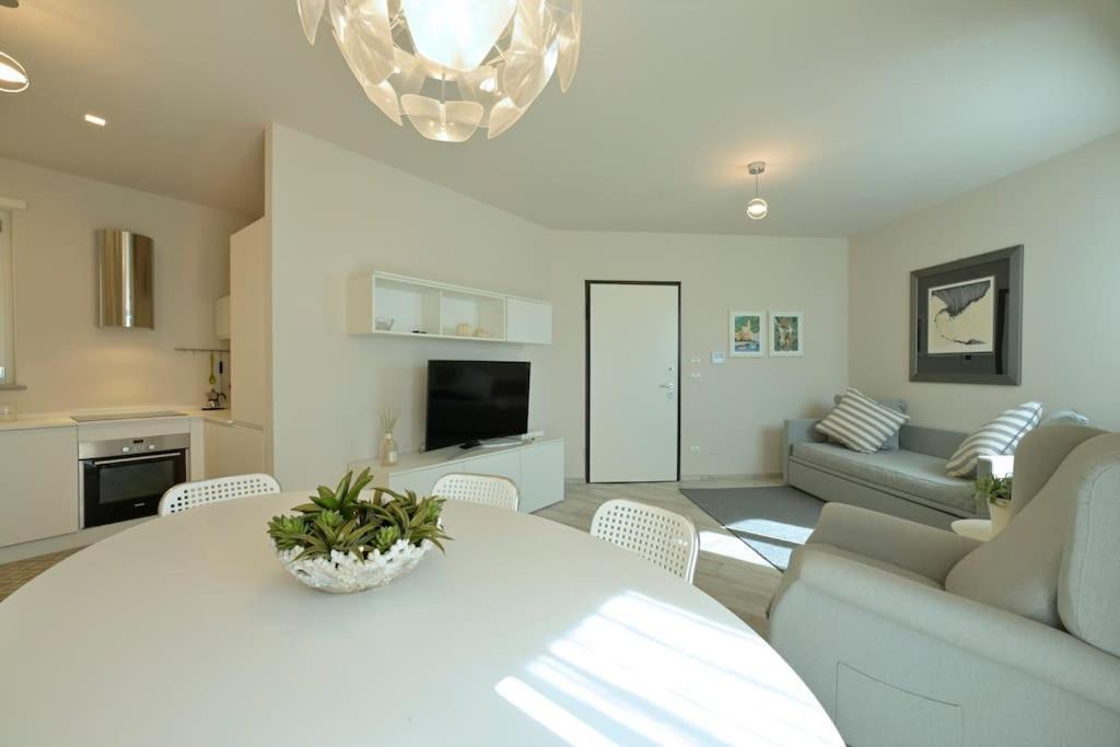 Luxury Apartament Con Garage Vista Mare Alassio Per 6 Persone Ngoại thất bức ảnh