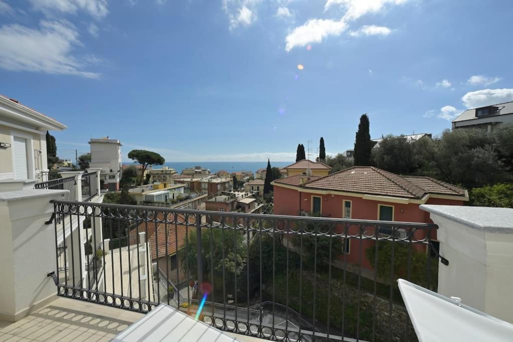 Luxury Apartament Con Garage Vista Mare Alassio Per 6 Persone Ngoại thất bức ảnh